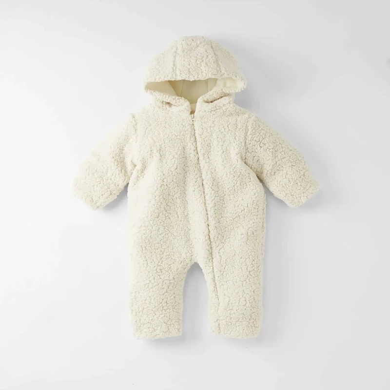 Teddy Dragt Off White – Vinterens Must-Have til Børn!