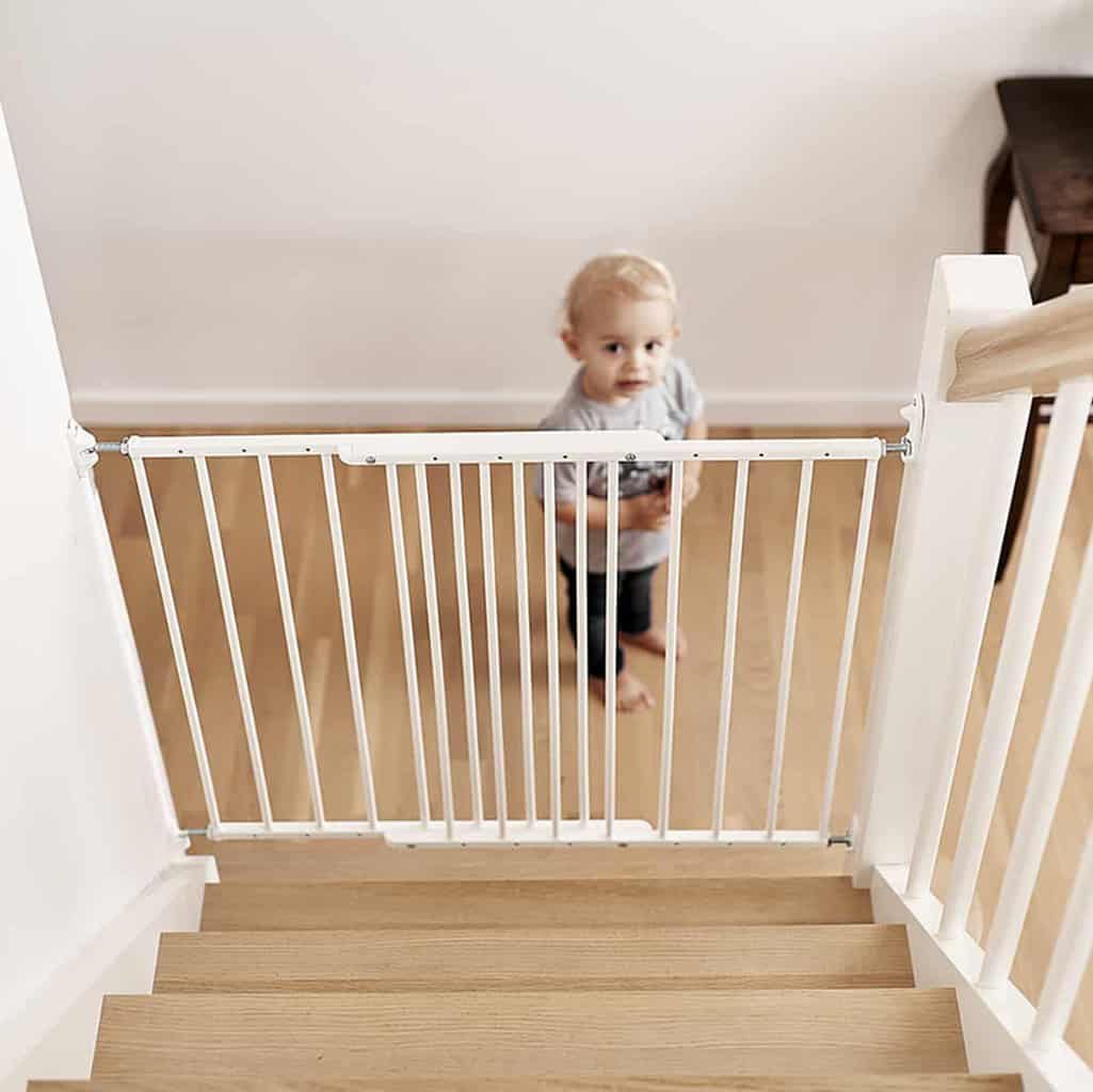 Liva   Vægmonteret Gitter fra Baby Dan